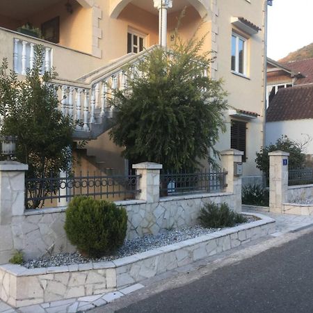 Kairos Rooms Tivat Exterior photo